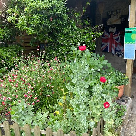 Cross Keys Inn Lydford-on-Fosse Εξωτερικό φωτογραφία