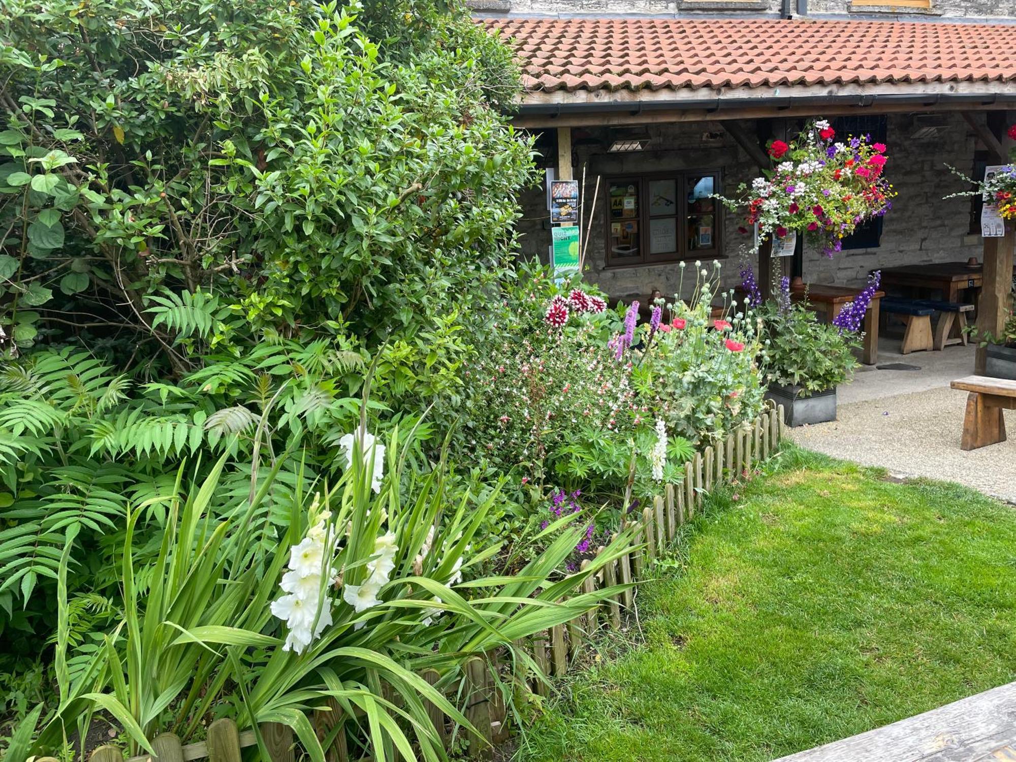 Cross Keys Inn Lydford-on-Fosse Εξωτερικό φωτογραφία