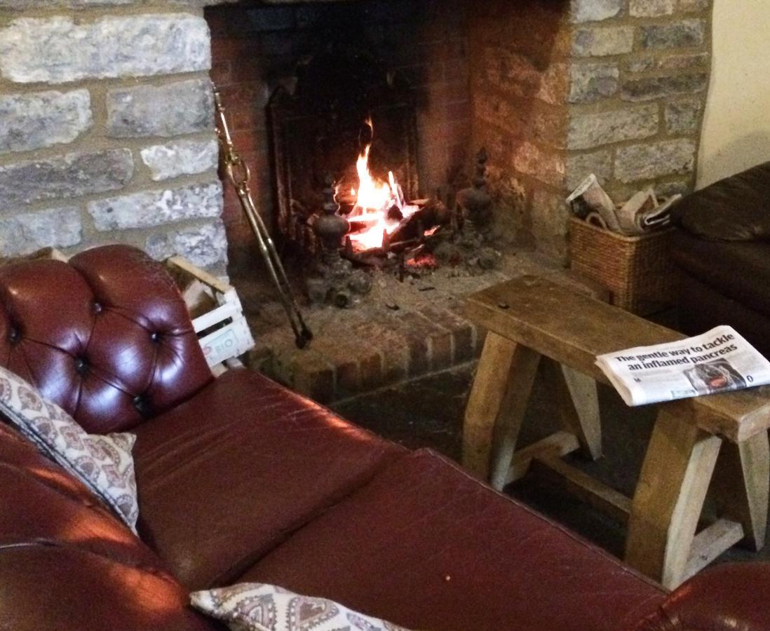 Cross Keys Inn Lydford-on-Fosse Εξωτερικό φωτογραφία